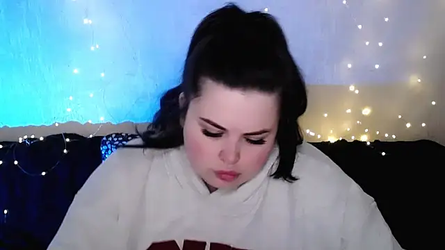 Emily Mo online show from 03.07.26