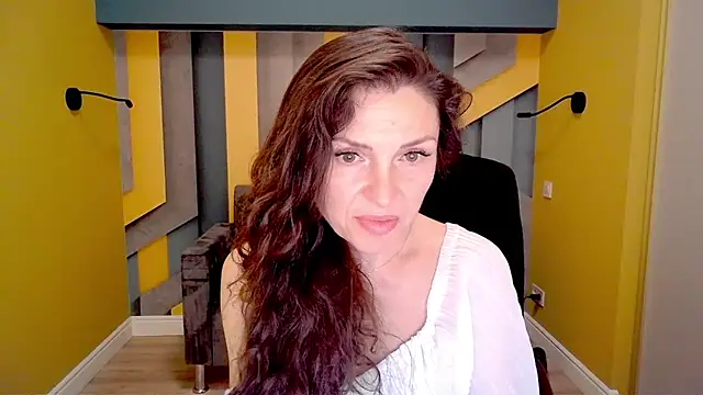 EllaLong online show from 02.21.25