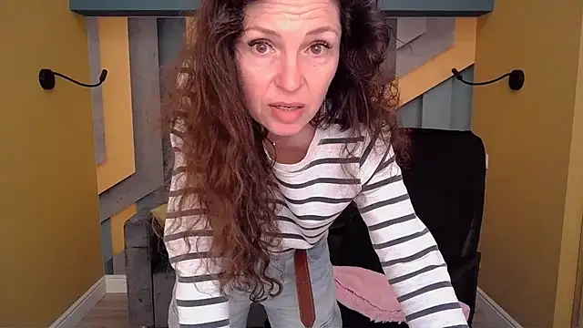 EllaLong online show from 04.10.26