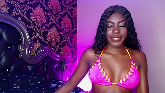 Snapshot of NaiaGils chatting on 02.23.25 NaiaGils online show from 02.23.25