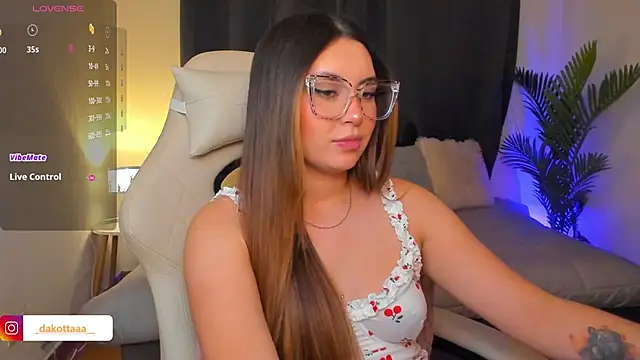 dakottaa  online show from 02.15.26