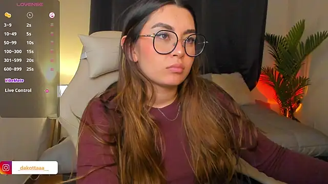 dakottaa  online show from 03.26.26