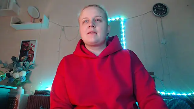 Karolina love  online show from 01.20.25