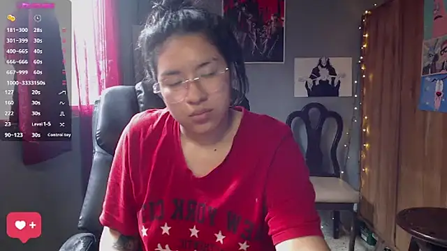 Snapshot of DanelyLopez chatting on 02.15.25 DanelyLopez online show from 02.15.25