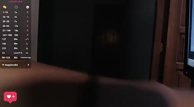 Snapshot of DanelyLopez chatting on 02.27.25 DanelyLopez online show from 02.27.25