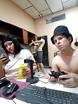 DanelyLopez online show from 02.14.26