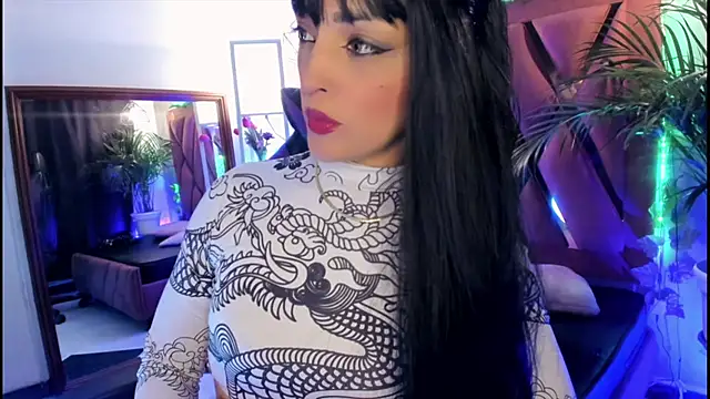 Snapshot of Megan_inked chatting on 02.28.25 Megan inked online show from 02.28.25