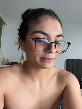 Cat2525 online show from 12.15.24