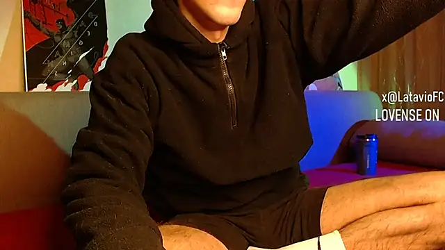 Snapshot of Midnighter_ chatting on 12.16.24 Midnighter online show from 12.16.24