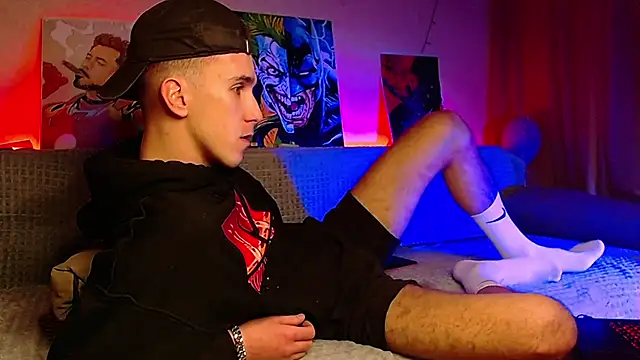 Snapshot of Midnighter_ chatting on 01.30.25 Midnighter online show from 01.30.25