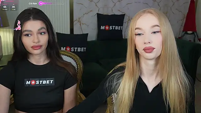 Snapshot of Amelia_Blaze chatting on 12.10.24 Amelia Blaze online show from 12.10.24