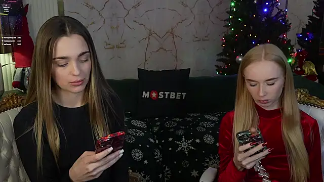 Snapshot of Amelia_Blaze chatting on 01.10.25 Amelia Blaze online show from 01.10.25