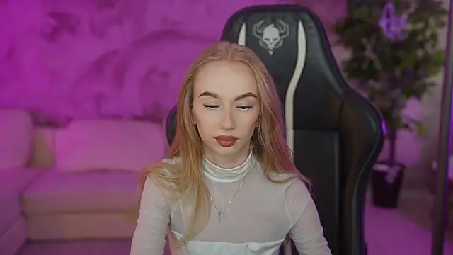 Snapshot of Amelia_Blaze chatting on 02.12.25 Amelia Blaze online show from 02.12.25