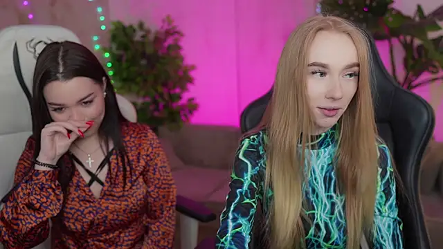 Snapshot of Amelia_Blaze chatting on 02.14.25 Amelia Blaze online show from 02.14.25