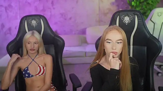 Snapshot of Amelia_Blaze chatting on 09.22.25 Amelia Blaze online show from 09.22.25