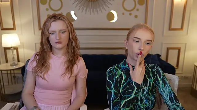 Snapshot of Amelia_Blaze chatting on 10.10.25 Amelia Blaze online show from 10.10.25