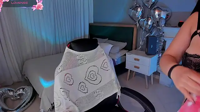 scarlet miller1 online show from 03.03.25