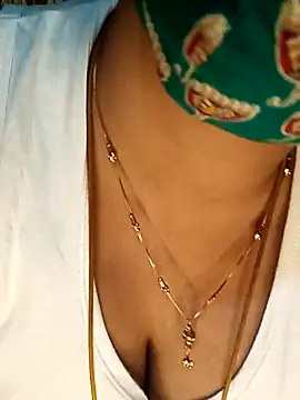 tuttifrutti17 online show from 01.04.25