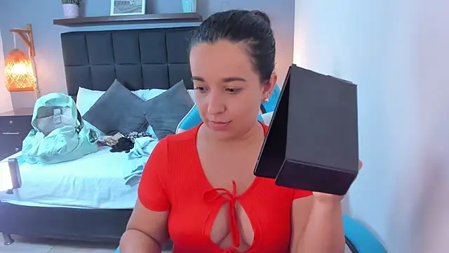 izaro22 online show from 09.26.25