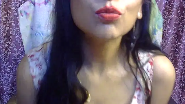 iam-moni2 online show from 03.12.25