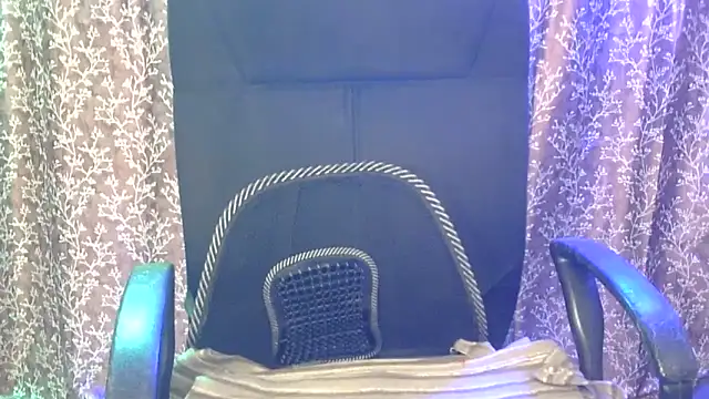 iam-moni2 online show from 10.07.25