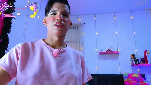 Ariel Femboy  online show from 02.08.26