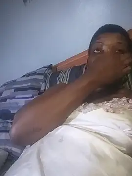 Hailey BaileyXYZ online show from 10.05.25