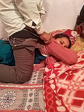 Snapshot of Rani019 chatting on 12.15.25 Rani019 online show from 12.15.25