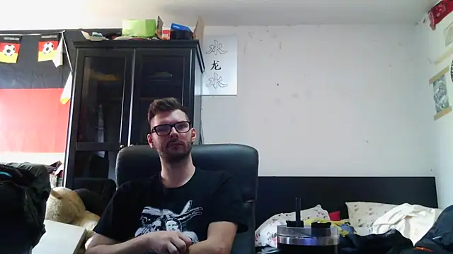 Die-geile-Sau online show from 04.15.26