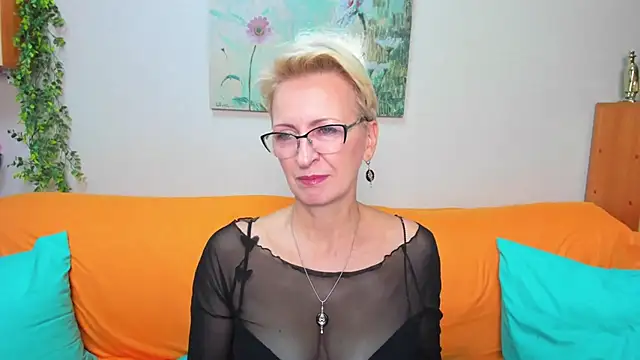 iamyourdream89 online show from 10.26.25