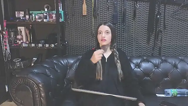 Snapshot of kimberly_swan chatting on 02.07.25 kimberly swan online show from 02.07.25