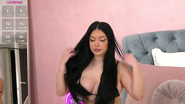 Snapshot of EdithOliviere chatting on 02.01.25 EdithOliviere online show from 02.01.25