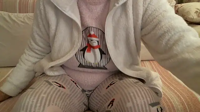 mysteriouscouple001 online show from 12.30.24