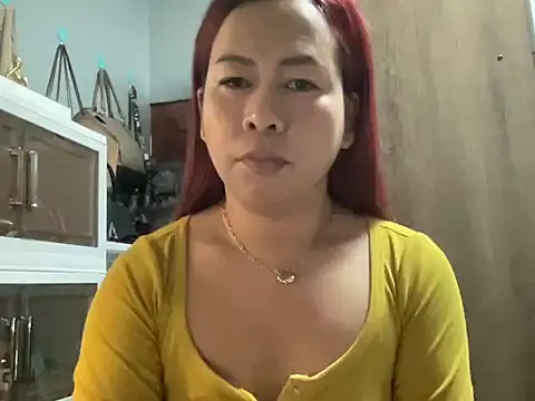 Snapshot of UrLove_Marga chatting on 11.19.25 UrLove Marga online show from 11.19.25