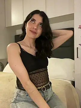 Snapshot of saori_10 chatting on 12.08.24 saori 10 online show from 12.08.24