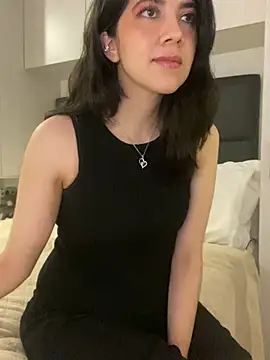 Snapshot of saori_10 chatting on 03.10.25 saori 10 online show from 03.10.25