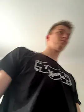 Toyjungee online show from 10.03.25