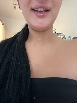 Sarahkhaalifa online show from 06.05.26