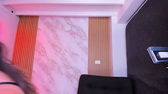 Megan blue7 online show from 02.17.25