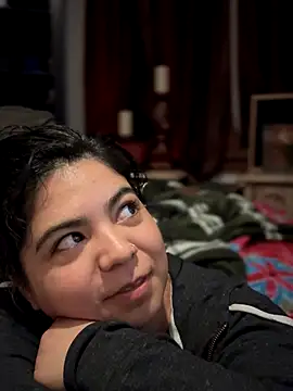 kimmiakiss22 online show from 09.28.25