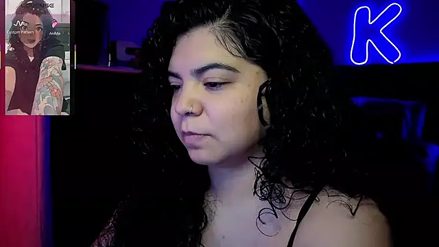 Snapshot of kimmiakiss22 chatting on 05.19.26 kimmiakiss22 online show from 05.19.26