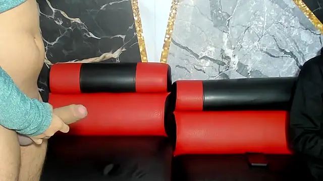 hot-threesome online show from 03.20.25