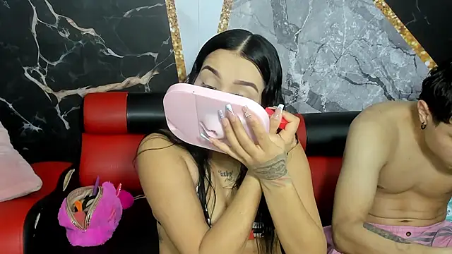 hot-threesome online show from 09.27.25