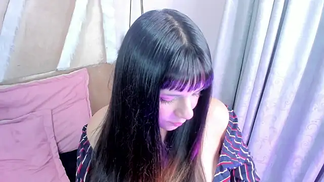 Snapshot of xhinata_hyugax chatting on 03.28.26 xhinata hyugax online show from 03.28.26