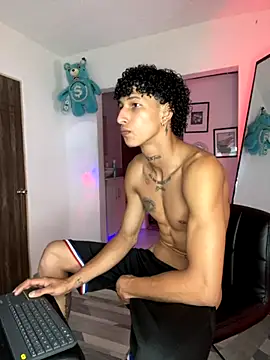 Snapshot of mike_casseano chatting on 09.15.25 mike casseano online show from 09.15.25