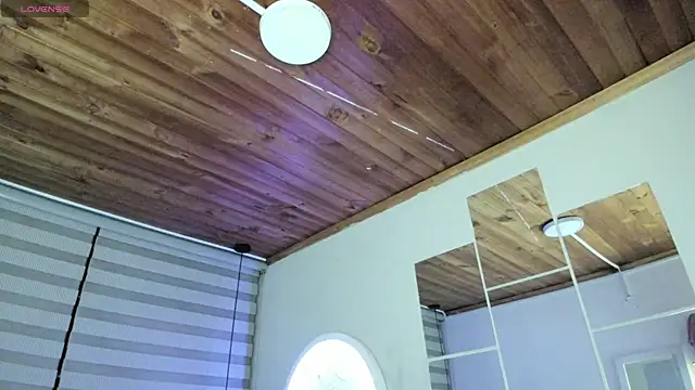 natasha logan  online show from 09.30.25