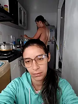 Snapshot of catire2323 chatting on 12.02.24 catire2323 online show from 12.02.24