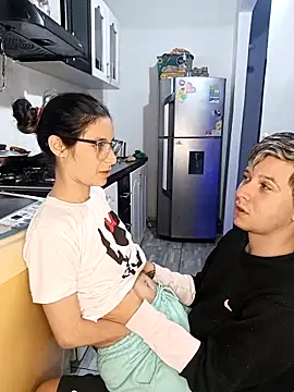 Snapshot of catire2323 chatting on 12.10.24 catire2323 online show from 12.10.24