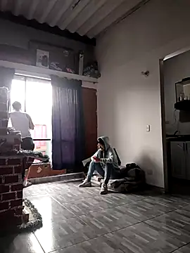 Snapshot of catire2323 chatting on 02.26.25 catire2323 online show from 02.26.25