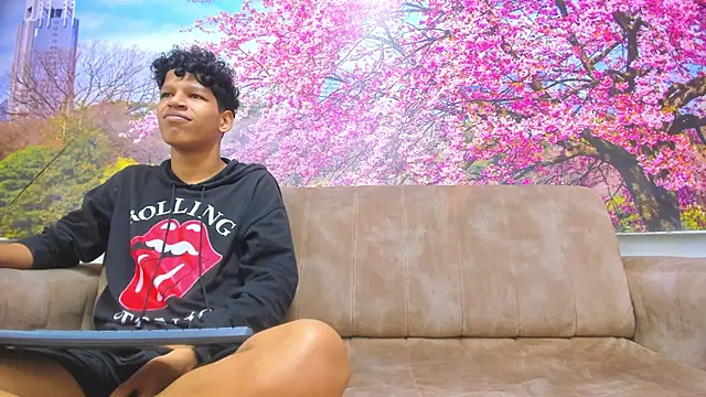 BvlgarVoyss online show from 11.14.25